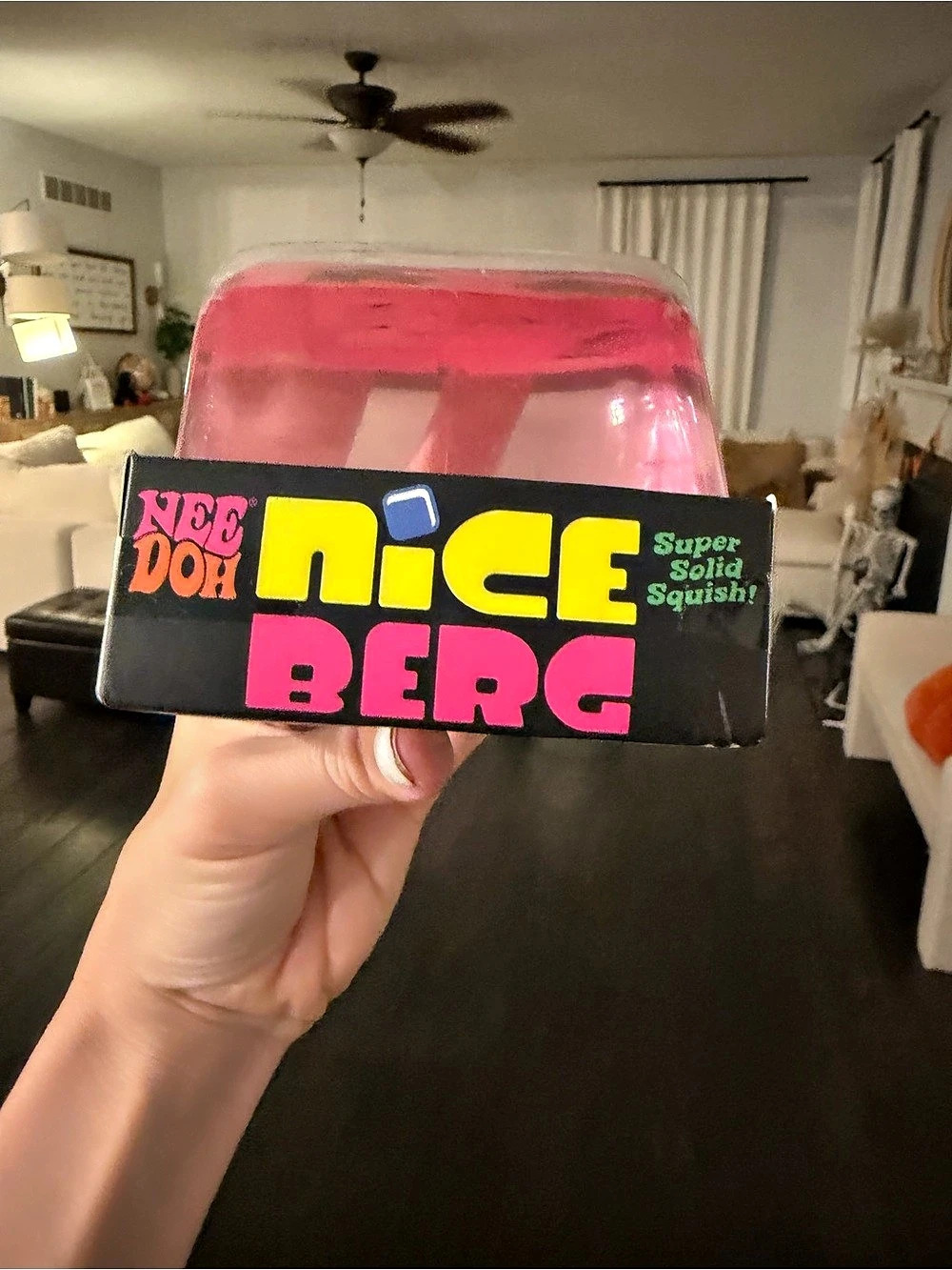 Needoh NICE BERG in HTF Pink 🩷 NWT